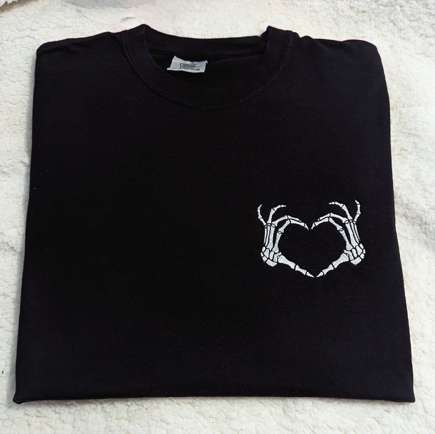 Embroidered Skeleton Heart T-shirt